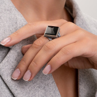 Серебряное кольцо «Полуночный Лес» с ониксом Серебряное кольцо «Полуночный Лес» с ониксом