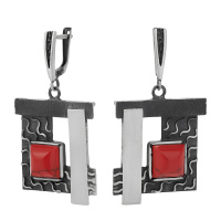 Серьги из серебра с кораллом Серьги из серебра с кораллом