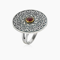 Кольцо из серебра с камнем гранат