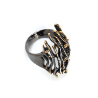 Серебряное кольцо «Ледяной дождь» Серебряное кольцо «Ледяной дождь»