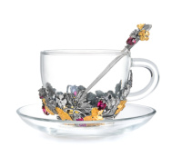 Чашка с блюдцем и ложкой «Земляника» Чашка с блюдцем и ложкой «Земляника»