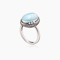 Кольцо из серебра с камнем ларимар Кольцо из серебра с камнем ларимар