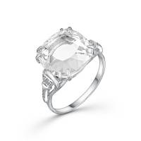 Кольцо из серебра с горным хрусталем и фианитами Кольцо из серебра с горным хрусталем и фианитами