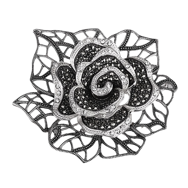 Серебряная брошь с горным хрусталем и марказитами Swarovski