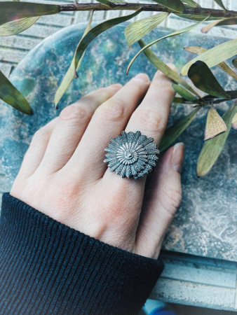 Кольцо из серебра «Ракушка»