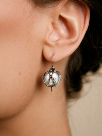 Серьги из серебра с жемчугом