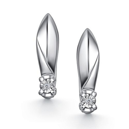 Серебряные серьги с бриллиантом