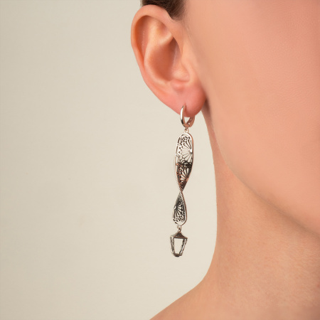 Длинные серебряные серьги «Банковский мост»