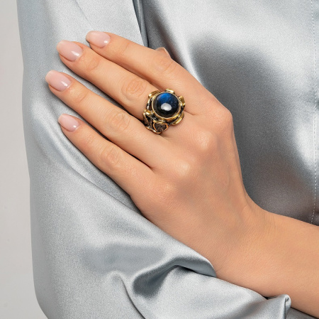 Серебряное кольцо «Чуткость» с лабрадором