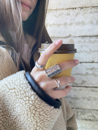 Серебряное кольцо «Тринити» тройное антистресс