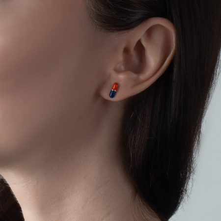 Серьги пусеты из серебра «Пилюля»