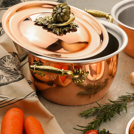 Медная кастрюля «Чеснок» с крышкой (2 л)