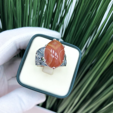 Серебряное кольцо «Маргарита» с агатом
