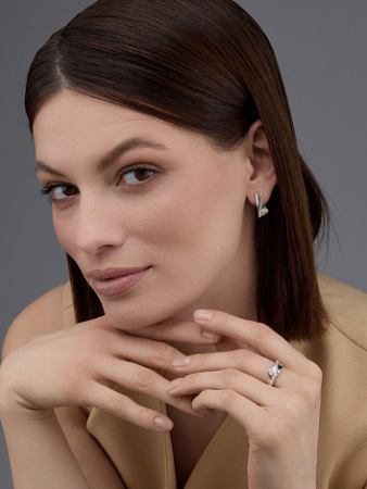 Серьги из серебра с бриллиантами