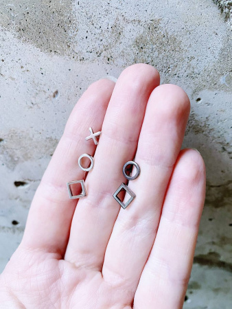 Моносерьга из серебра «Нолик»