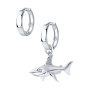 Ассиметричные серьги из серебра «Акула»