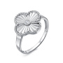 Серебряное кольцо с фианитом «Цветок»
