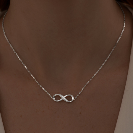 Колье из серебра с фианитами «Бесконечность»