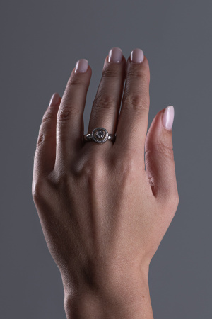 Серебряное кольцо с фианитами