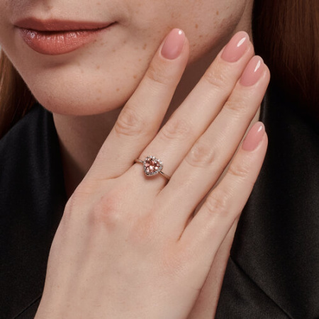 Серебряное кольцо с ситаллом и фианитами «Сердце»