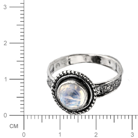 Серебряное кольцо с лунным камнем