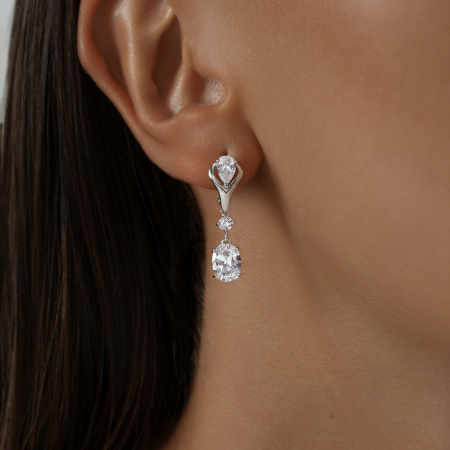 Серьги из серебра с фианитами