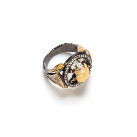 Серебряное кольцо «Скарабеи»