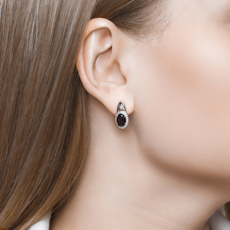 Серебряные серьги с гранатом и фианитами