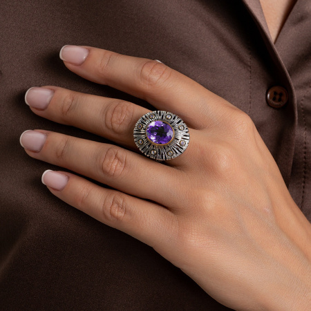 Серебряное кольцо с аметистом «Сумеречный покров»