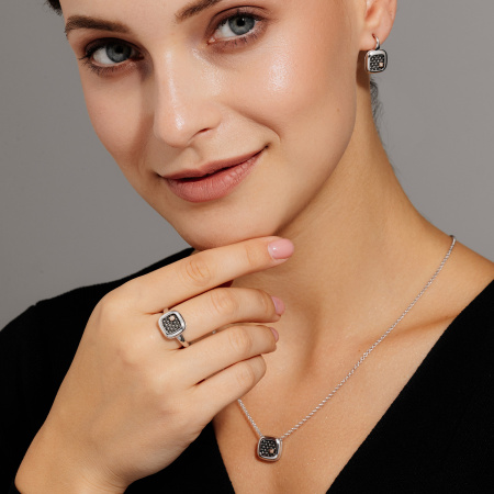 Кольцо серебряное с бриллиантом «Black»