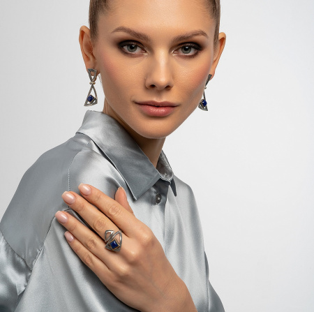 Серебряные серьги с лазуритом