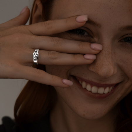 Серебряное кольцо «Love»