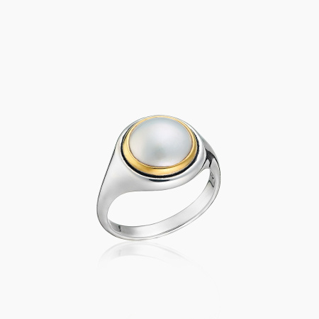 Кольцо из серебра с жемчугом