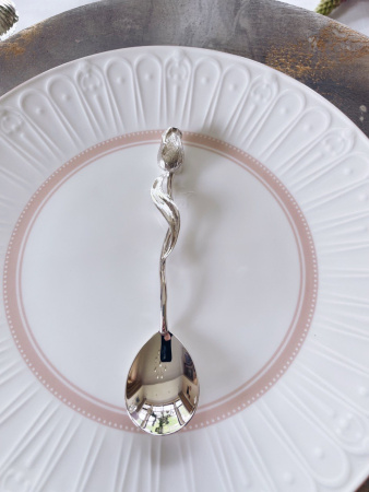 Серебряная чайная ложка «Тюльпан»