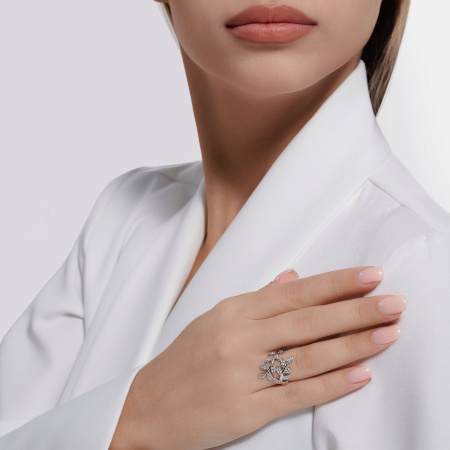 Кольцо из серебра с фианитами