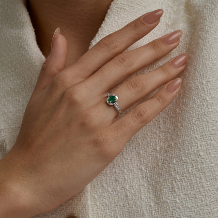 Серебряное кольцо с агатом и фианитами