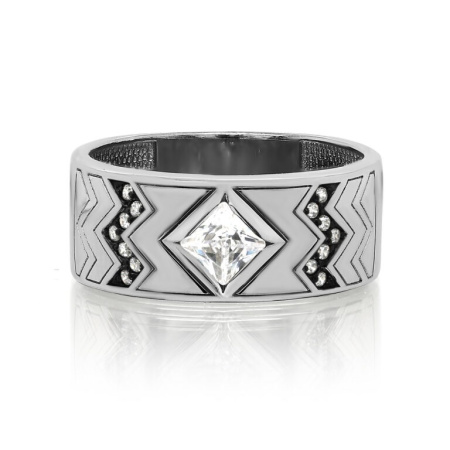 Кольцо из серебра с фианитом