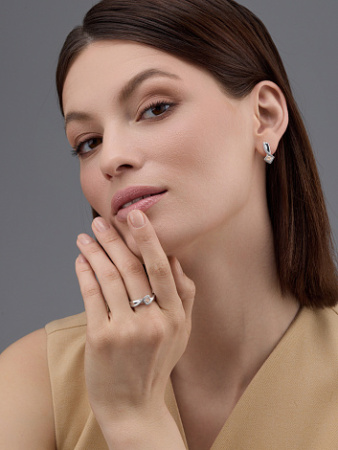 Серьги из серебра с бриллиантами