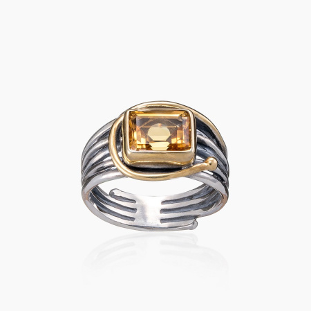 Серебряное кольцо «Цитриновая Грация»