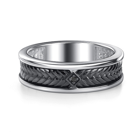 Кольцо из серебра с черным бриллиантом