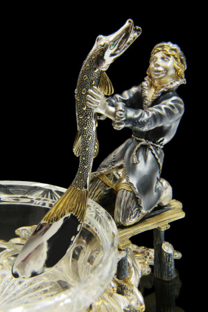 Серебряная икорница «Емеля» с лопаткой «Щука»