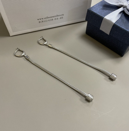 Серьги из серебра с фианитами