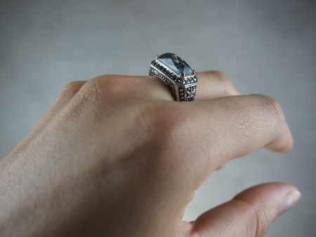 Серебряное кольцо ALEXANDRE VASSILIEV с лабрадоритом