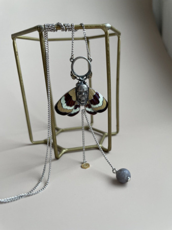 Колье из серебра «Бражник»