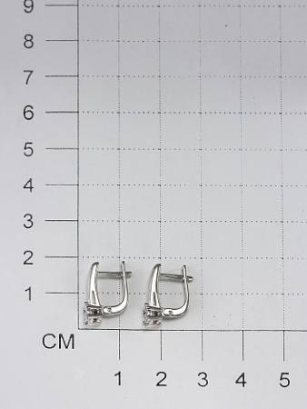 Серебряные серьги с бриллиантом