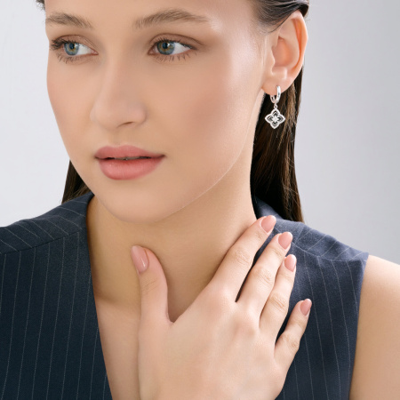 Серьги из серебра с фианитами и эмалью «Цветок»