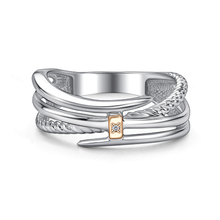 Кольцо из серебра с бриллиантом