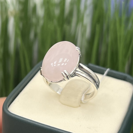 Серебряное кольцо «Леденцы» с розовым кварцем