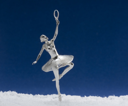 Серебряная елочная игрушка «Балерина»