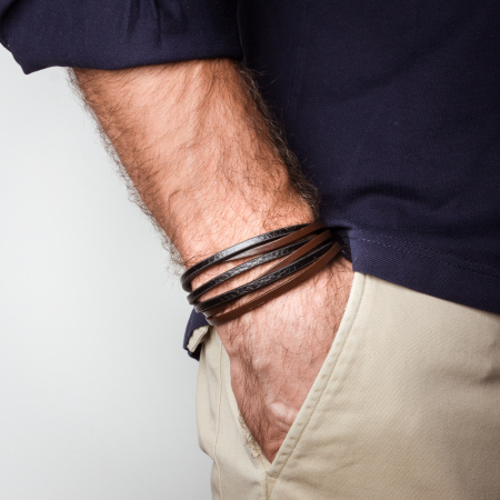 Кожаный браслет